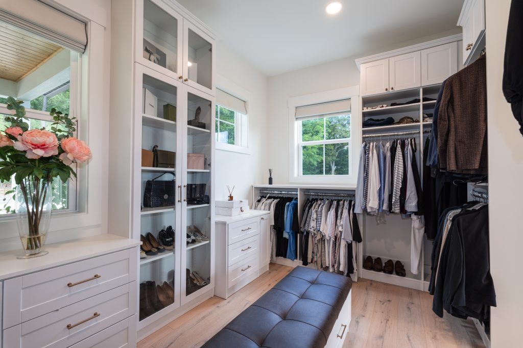 walk in closet